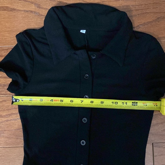 SHEIN shortsleeved black ribbed Romper - size small NWNT - Picture 4 of 7